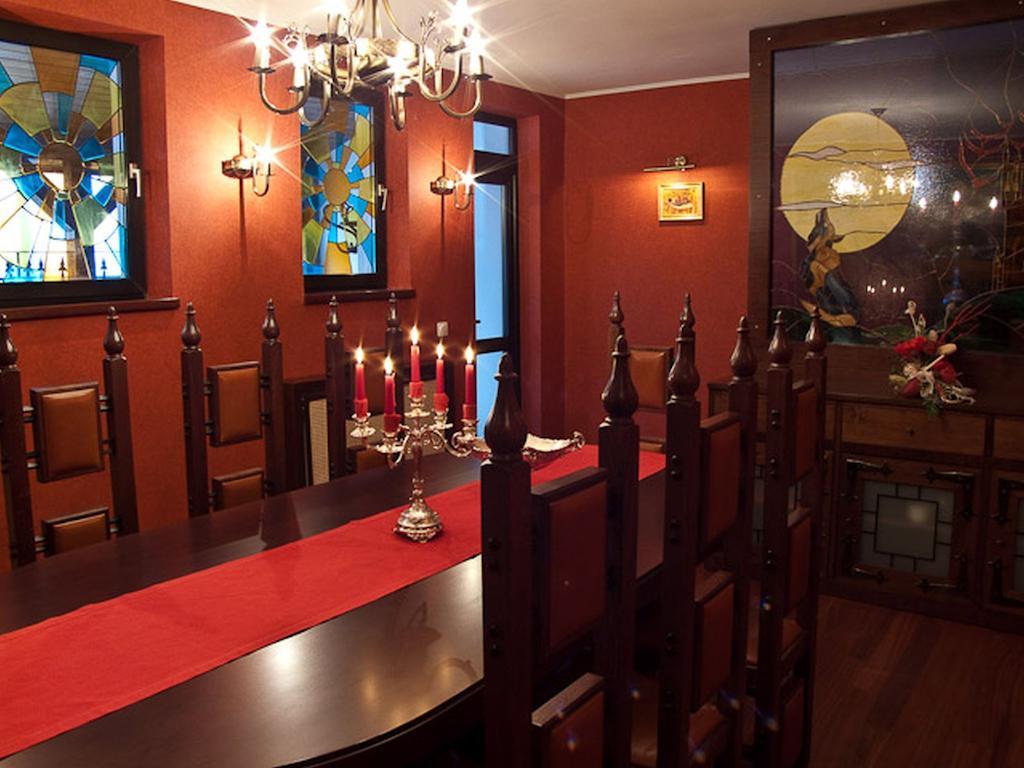 Hotel Castel Dracula Пьятра-Фантанеле Экстерьер фото