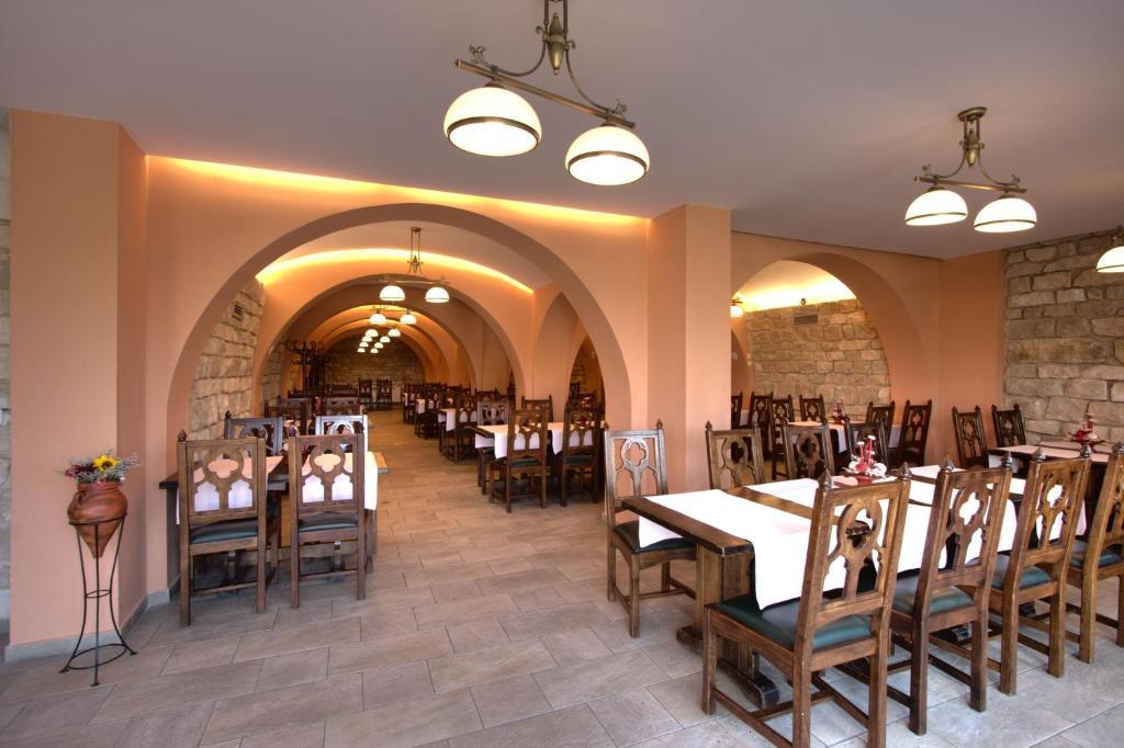 Hotel Castel Dracula Пьятра-Фантанеле Экстерьер фото